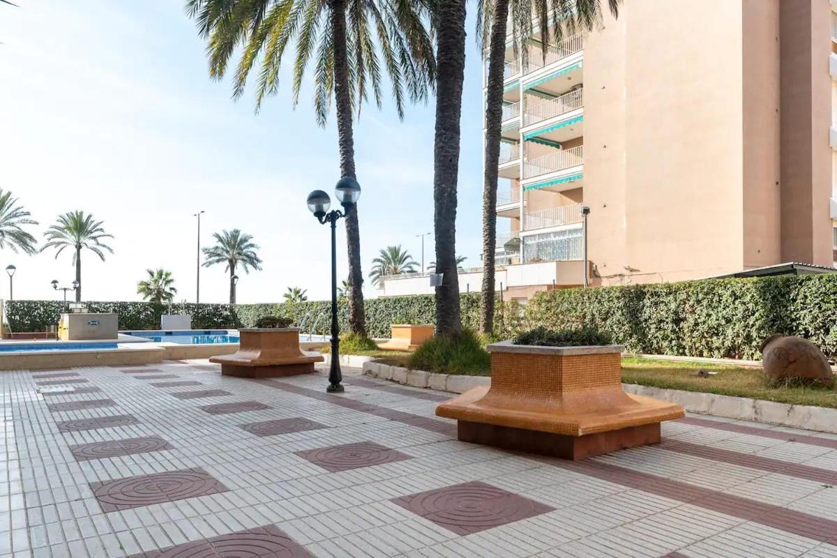 Appartamento Sea Front Apart. 2 Pools / 1ª Linea. 2 Piscinas Segur de Calafell Esterno foto